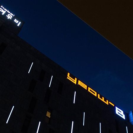 Haeundae Yeoubi Hotel Пусан Екстер'єр фото